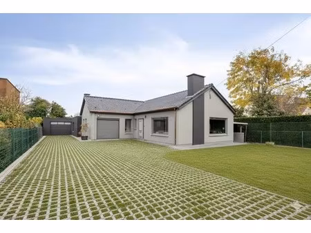 alleenstaande woning met bijgebouw te koop in huise (kruisem)