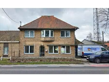 volledig vernieuwde woning met luxueuze afwerking in gent...