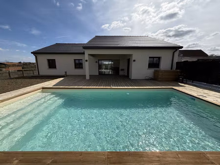 maison plain-pied 143m2 re2020 / 3 chambres / garage / pisci