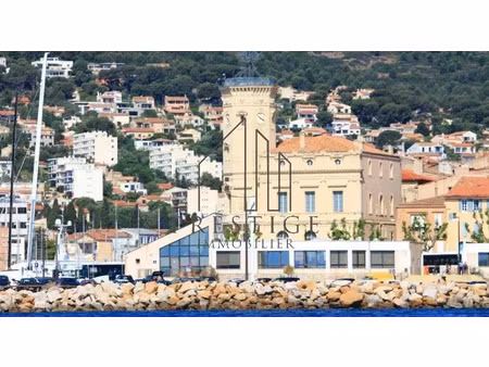 location parking à la ciotat (13600)  132 €