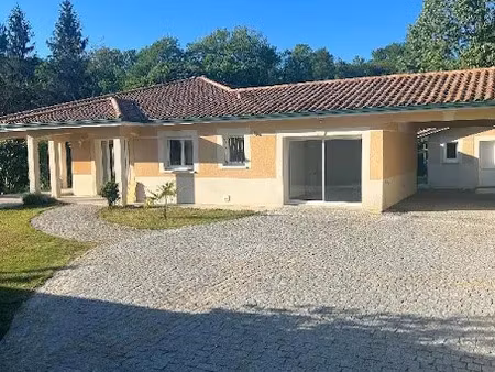 location maison 5 pièces à camblanes-et-meynac (33360)  1 500 €