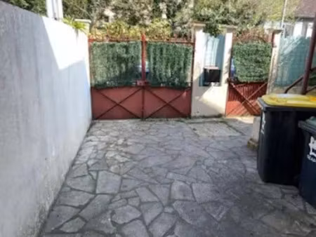 location maison 3 pièces 64 m² à le blanc-mesnil (93150)  1 290 €