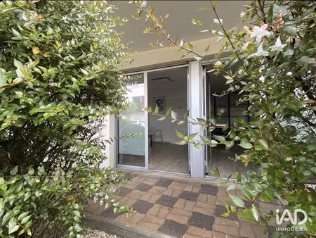 location locaux professionnels 31 m² à bordeaux (33000)  1 200 €