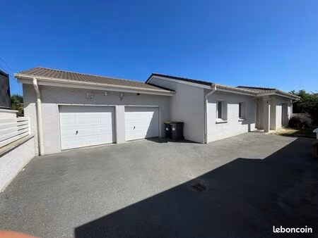 maison plain-pied 113m² – 4 ch – double garage