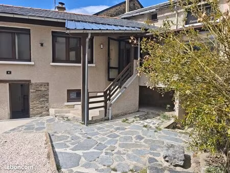 maison 3 pièces 77 m²