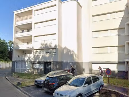 type 3 a louer sin le noble rdc grande superficie avec loggia faire vite