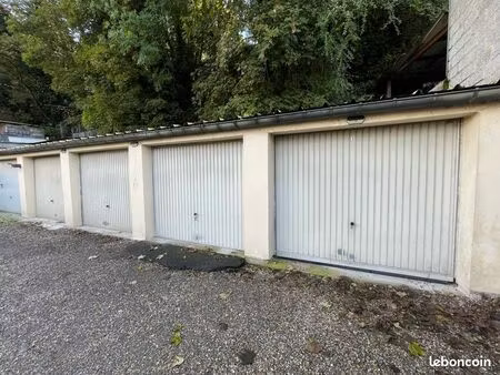 garage à louer