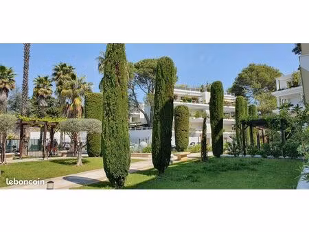 particulier loue t2 de prestige