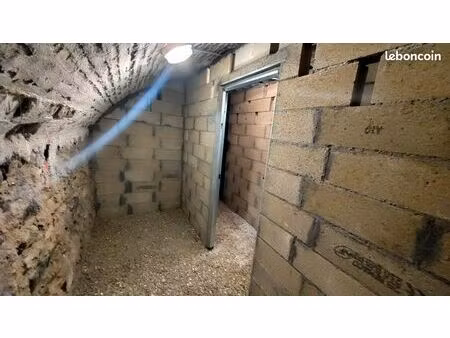 montmartre / abbesses - cave de stockage de 5m² à louer - rue des trois frères