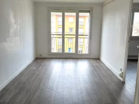 appartement 3 pièces 49 m²