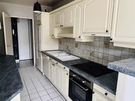 appartement 3 pièces 69 m²