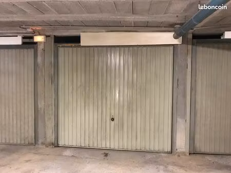 location garage ste anne