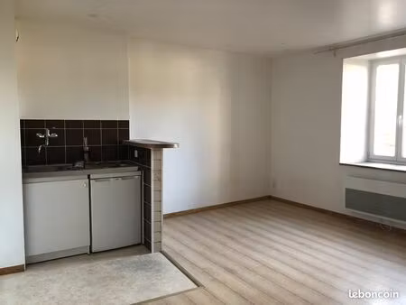 studio 1 pièce 30 m²