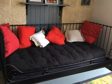 t3 - 55 m2 meublé + cave 10 m2