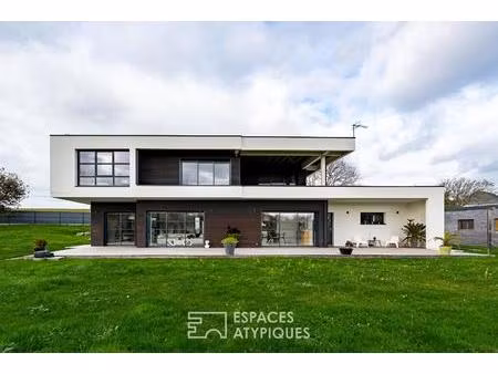 architecture lumineuse et design d'exception