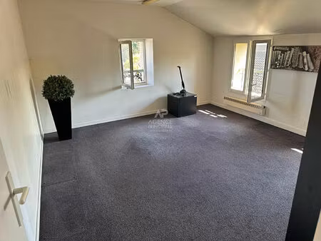 appartement le mesnil le roi 2 pièce(s) 48.56 m2 - église