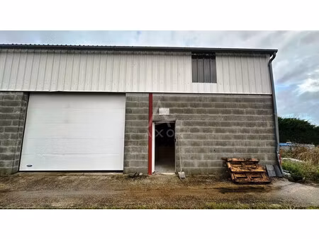 location entrepot la bruffiere  214m² 460€ vendée pays de la loire