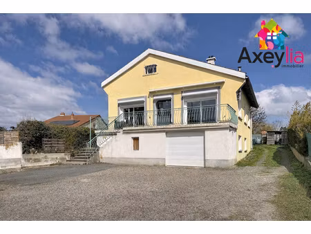 a vendre - chazelle sur lyon - maison individuelle avec terrain