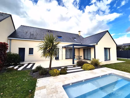vente pavillon lezigne  167m² 6 pièces 329 900€ avec piscine