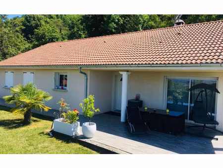 maison vasselin 131 m² t-5 à vendre  295 000 €