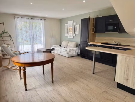 maison récente 4 chambres dont 1 au rdc  garage et jardin