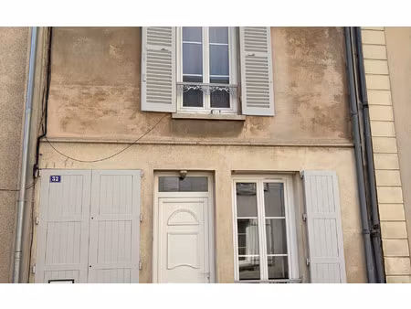 location appartement  m² t-2 à faremoutiers  660 €
