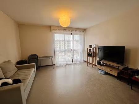 appartement 2 pièces à vendre - calme et bien situé à tarbes