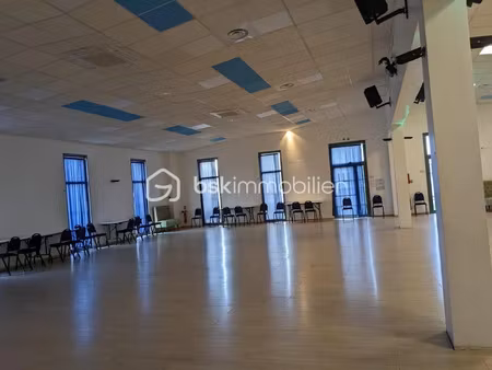 vente locaux professionnels 6 pièces 976 m² à pringy (77310)  2 064 000 €