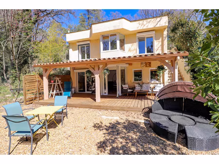 exclusivite. flayosc .maison de charme sur terrain 2000m2