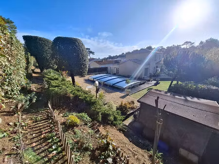 vente maison 4 pièces  158.00m²  la tranche