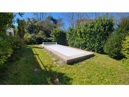 vente maison 6 pièces  136.00m²  pau