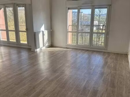appartement 3 pièces 85 m²