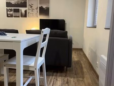 vieux lille quartier rue princesse – t3 en triplex meublé rénové 43 m²