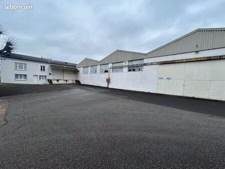 entrepôt / local industriel à louer – mayenne centre – 1 250 m² + 600 m²