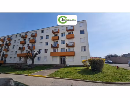 location appartement 2 pièces à la ferté-bernard (72400) : à louer 2 pièces / 62m² la fert