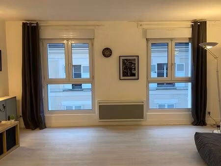 grand studio meublé hyper centre de dreux