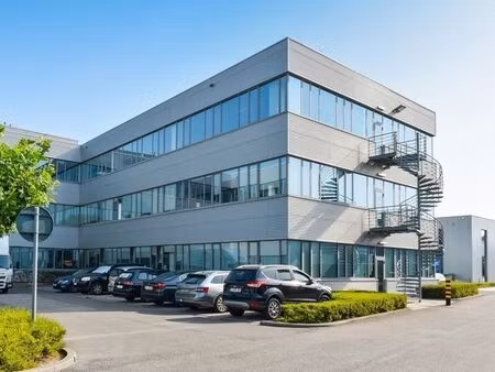 bien professionnel à louer à wommelgem € 3.375 (lmwvu) - cd-vastgoed bvba | zimmo
