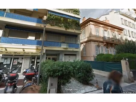 a louer garage libération rue veillon nice