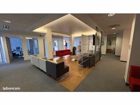 local commercial 237 m²