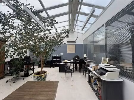 boutique 86 m² paris