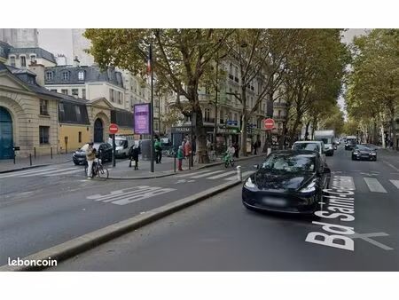 boutique 93 m² paris