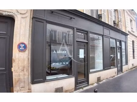local 57 m² paris