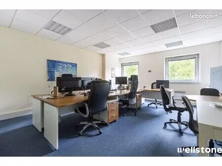 bureaux 253 m²