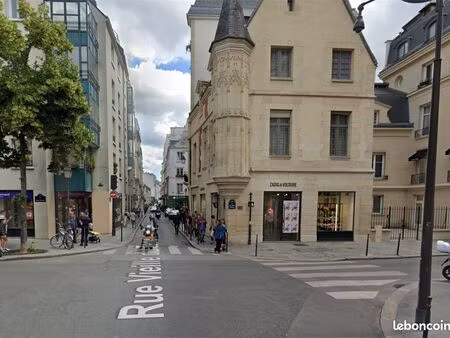 boutique 66 m² paris