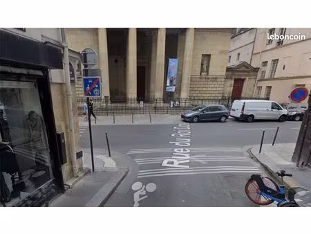 boutique 72 m² paris