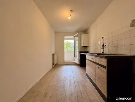 appartement 3 pièces 74 m²
