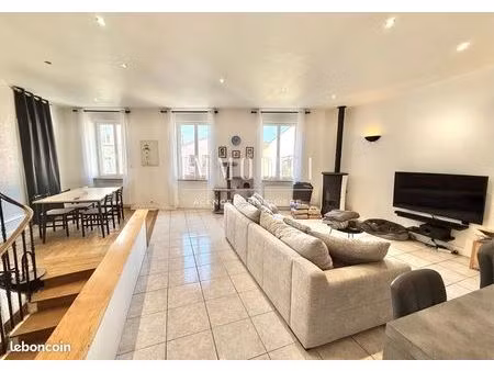 duplex 4 pièces 99 m²