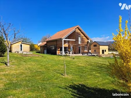 maison 5 pièces 154 m²