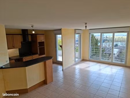 trevoux f3 dans résidence