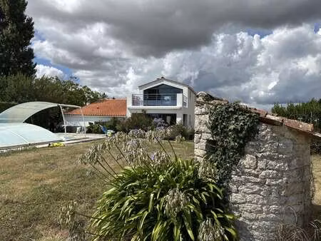 vente maison piscine au bernard (85560) : à vendre piscine / 147m² le bernard